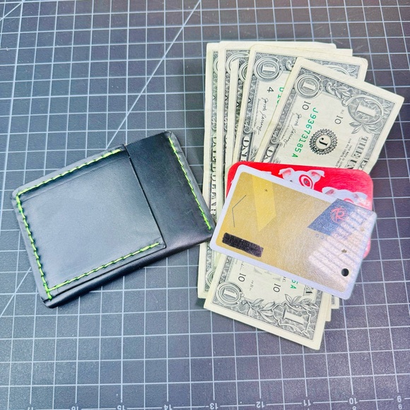 travel wallet ultra slim Horween (American) leather front pocket - Picture 7 of 7